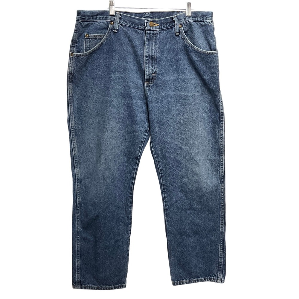 Wrangler Premium Quality Jeans Men's Blue Denim Size 36x 29 (Tag reads 38x29)